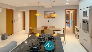 Ảnh chưa phân loại, 2 trong số 43 ảnh, nút