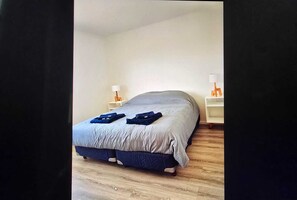 2 Schlafzimmer, Bettwäsche