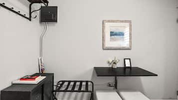 Standard Studio | Living area