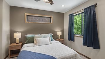 4 Schlafzimmer, Bügeleisen/Bügelbrett, WLAN, Bettwäsche