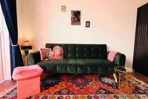 Living area - Flamingo Palm House - boutique-inspired stay (Cape Town)