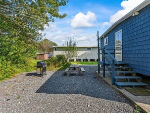 Outdoor dining - Coastal Cottage Steps to Beach with Porch and Yard (York)