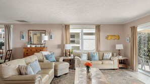 Talo (3 Bedrooms) | Sisätilat