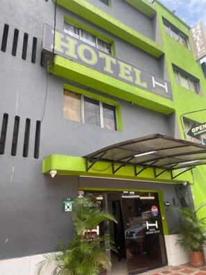 Perincian bahagian luar