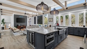 House (5 Bedrooms) | Interior - Summerset by Avantstay Resort Pool + Outdoor Lounge + Firepit + Movie Room IOP Beach Retreat (Isle of Palms)