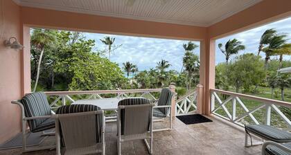 3-bedroom Villa on Winding Bay