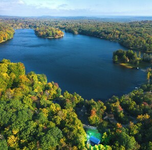 Aerial view - Real Estate: Therapy - Lake, Laundry, Love it (Becket)