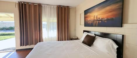 Chambre simple économique, 1 grand lit