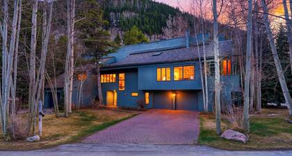 Aspen Grove by Avantstay Cozy Mountain Retreat Hot Tub Near Skiing + Hiking