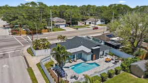 Exterior - Sarasota Retreat/Heated Pool/8.5mi. to Siesta Key (Sarasota)
