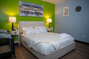 2 bedrooms, iron/ironing board, WiFi, bed sheets - The Heaven Garden a 2-bedroom apartment in Huber Heights - Dayton the best spot. (Dayton)