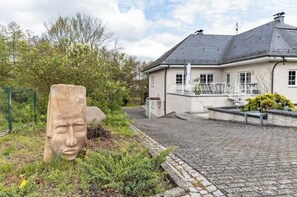 Property grounds - Apartment by the water 2 (Groß Lindow)