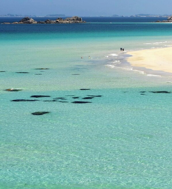 Beach - Ideally located between sea and village (Santec)