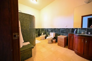 Bathroom - Vrbo Property (Carretera Romana-Higuey)