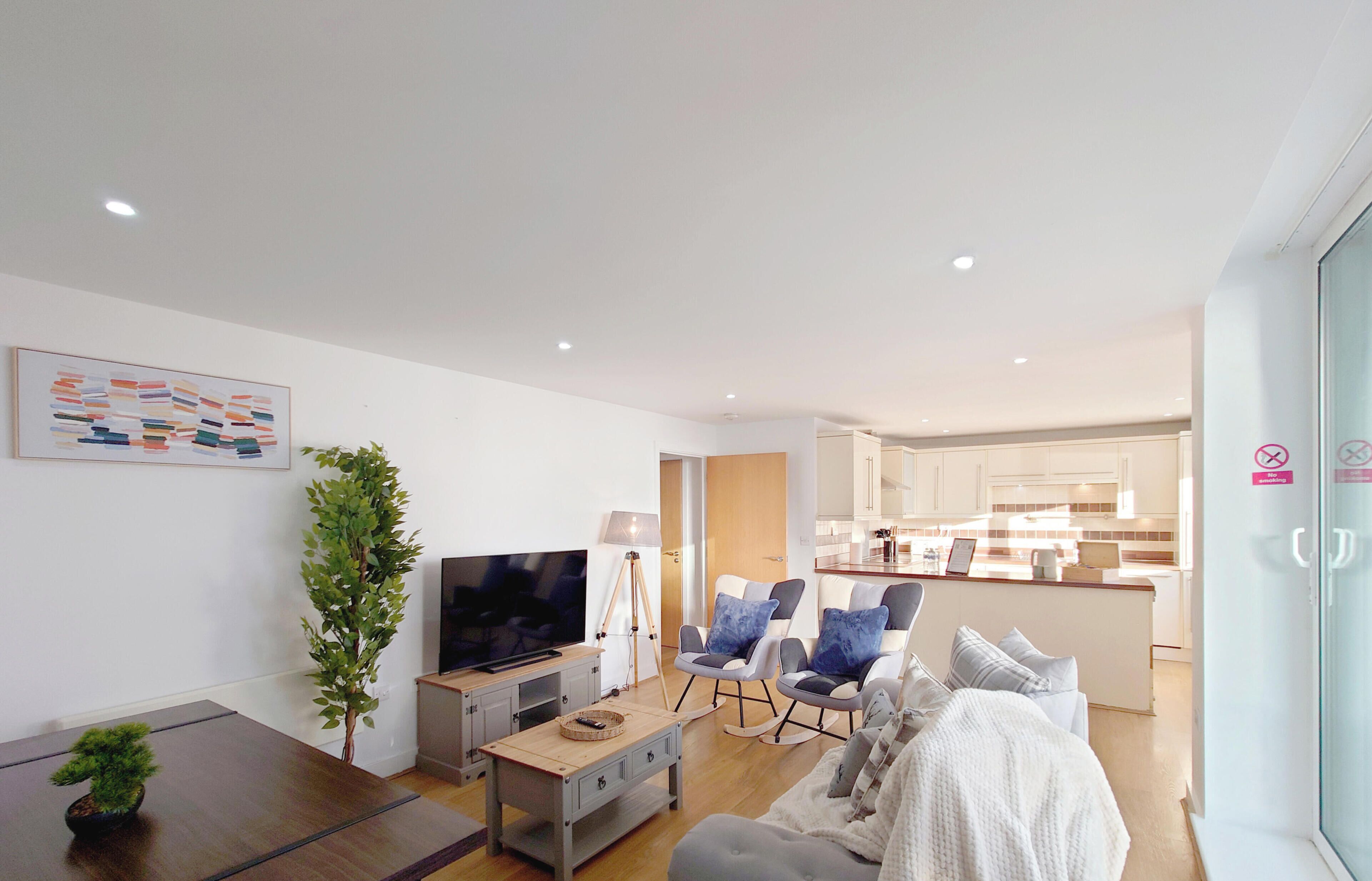 Apartment, 2 Bedrooms (in Gallions Reach, 209 DRI) | Living area | 50-inch Smart TV with digital channels, Netflix, streaming services