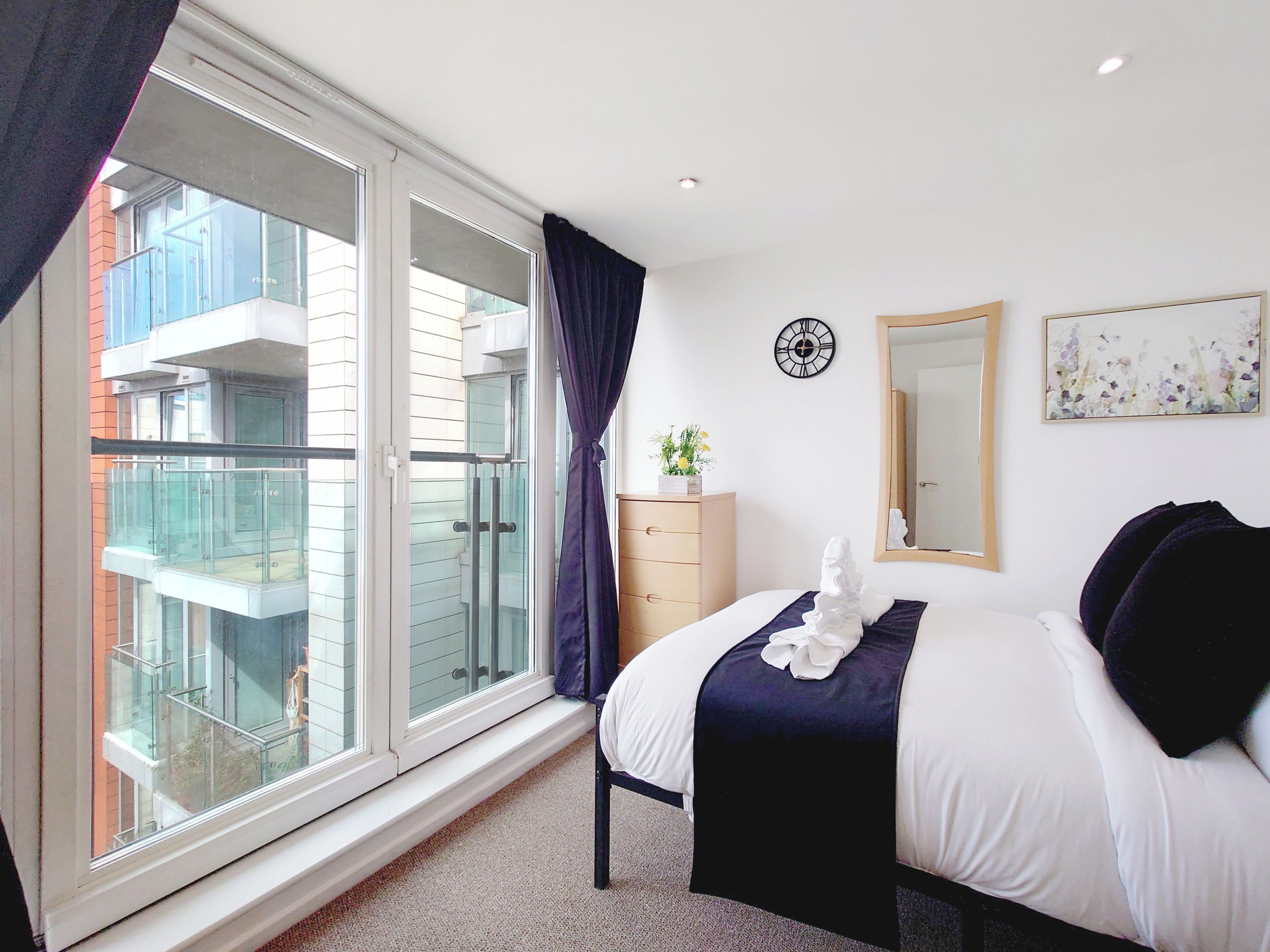 Deluxe Apartment, 2 Bedrooms (River & City Views)