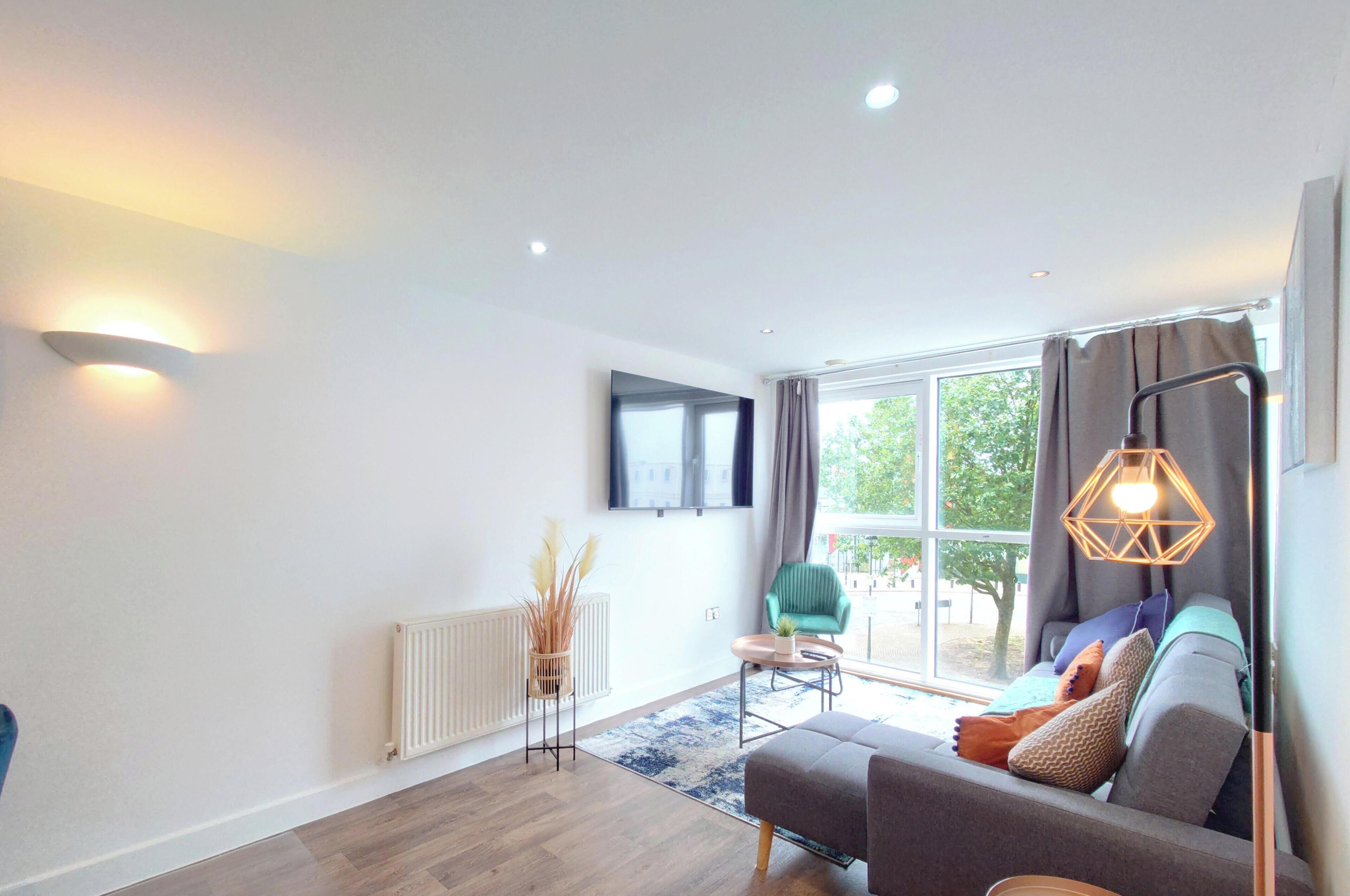 Apartment, 2 Bedrooms (by London Docklands, 5 OCE) | Living area