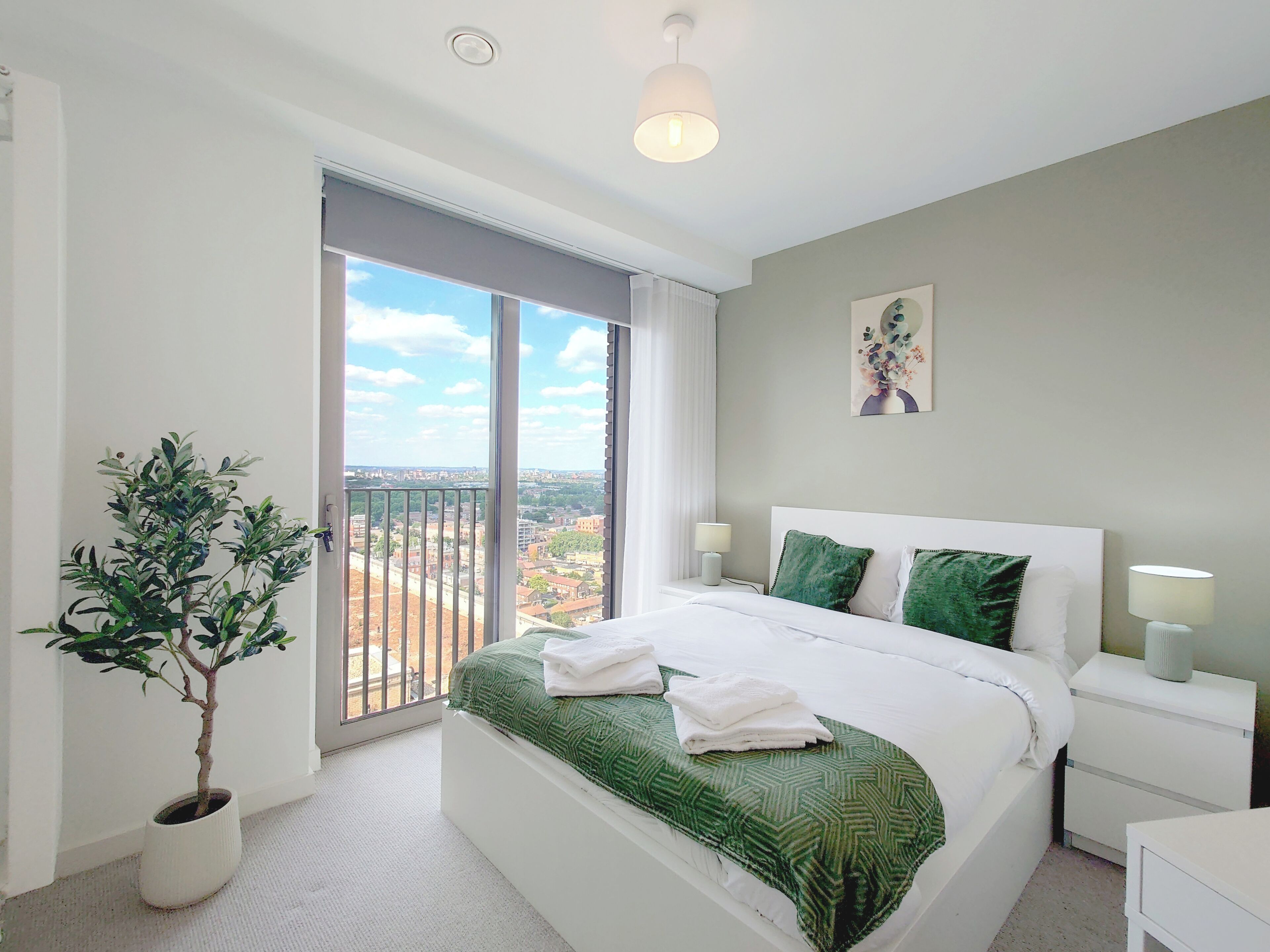 Deluxe Apartment