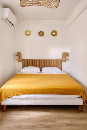 Room - Vrbo Property (Sainte-Anne)