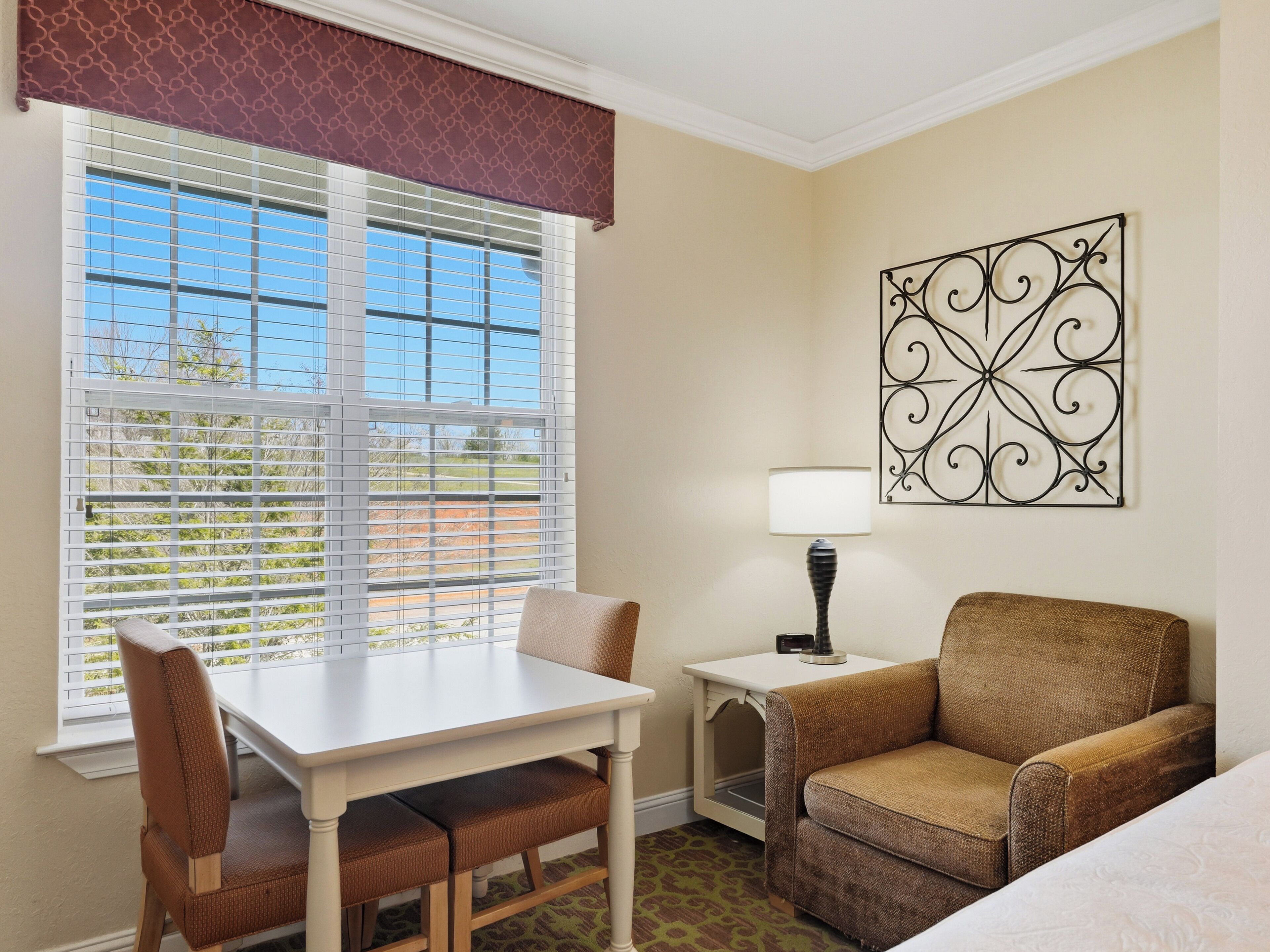 Presidential 1 | Living area