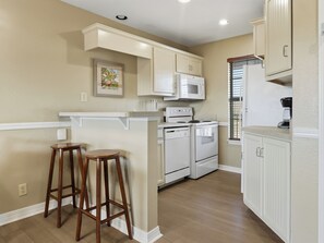 Lodge F | Private kitchen | Microwave, stovetop - Apple Mountain Resort (Clarkesville)