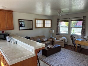 Interior - Downtown San Luis Obispo Modern Carriage House Apartment (San Luis Obispo)