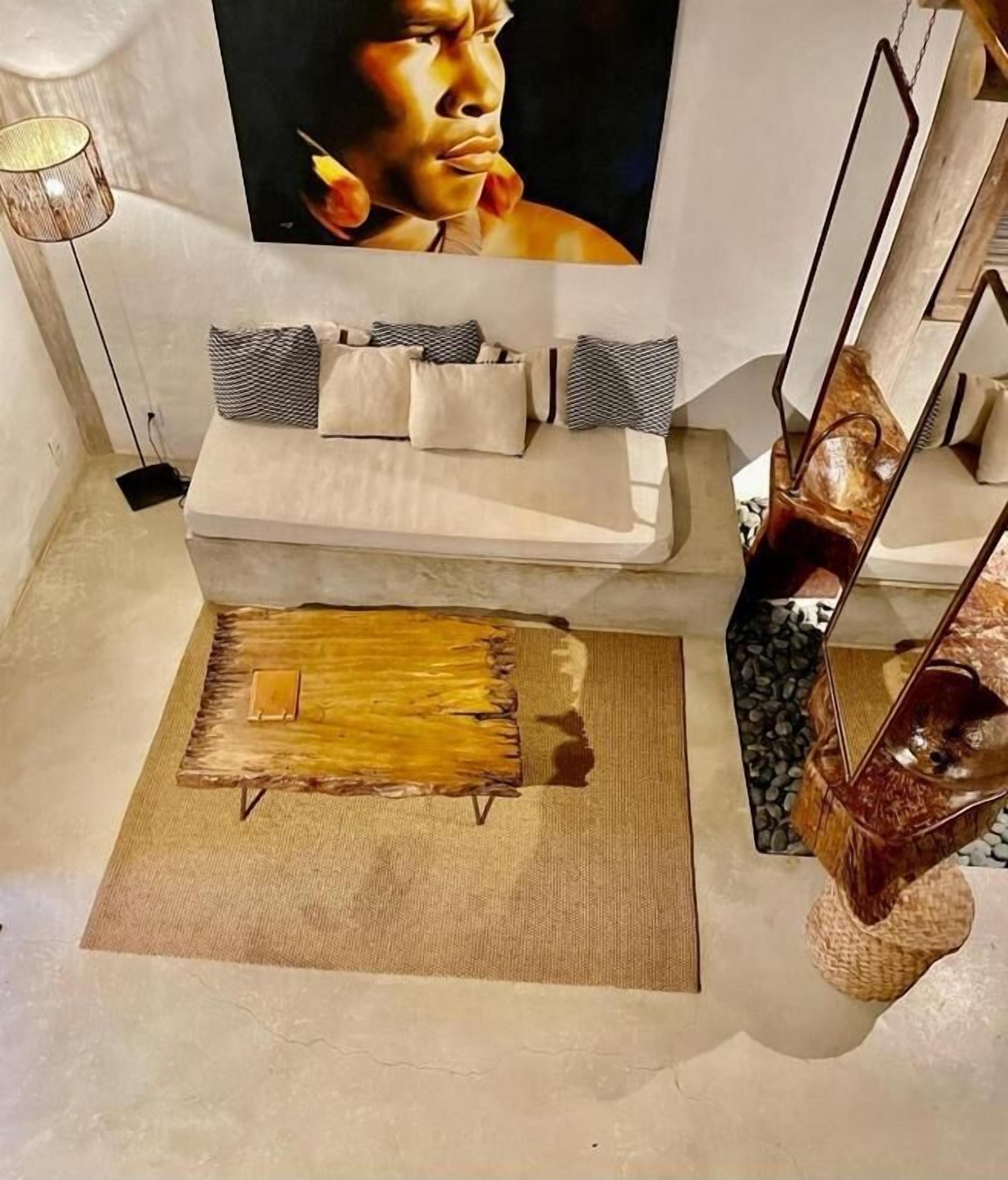 Habitación doble superior, patio, vistas al patio | Zona de estar