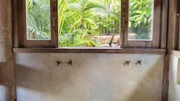 Kamar Double Superior, patio, pemandangan kolam renang | Interior