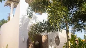 Double Room, Courtyard View | Property grounds