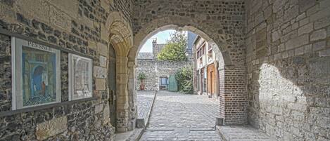 Enceinte de lâhĂ©bergement