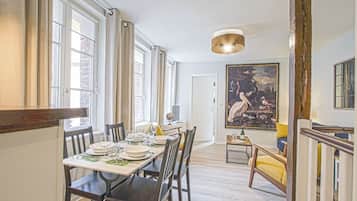 Family Duplex, 2 Bedrooms, Non Smoking, Kitchen (Duplex le Pélican) | Dining