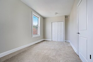 Interior - Slick, Modern Retreat Near Downtown Sleeps 8 (Chicago)