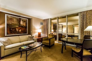 TV, offices - Beautiful MGM Signature Studio 06709 (Las Vegas)