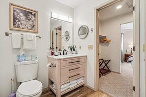 Hair dryer, towels