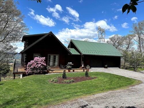  Enjoy a beautiful log cabin overlooking Belleville, PA with stunning views