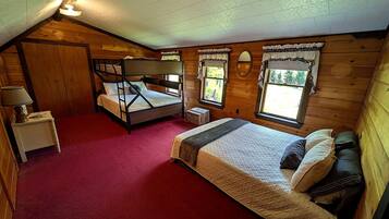 5 bedrooms, free WiFi, bed sheets