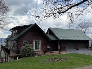 Exterior - Enjoy a beautiful log cabin overlooking Belleville, PA with stunning views (Belleville)