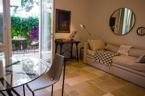 Smart TV - Villa Rosa Resort - House 11 (Conversano)