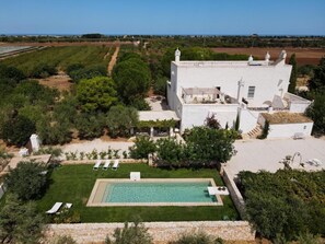 Exterior - Masseria Le Cerase – An Apulian Masseria for 10 People (Conversano)