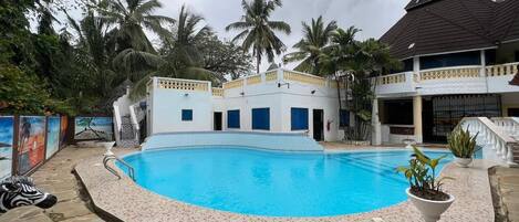 House, 4 Bedrooms, Accessible, Smoking | Pool