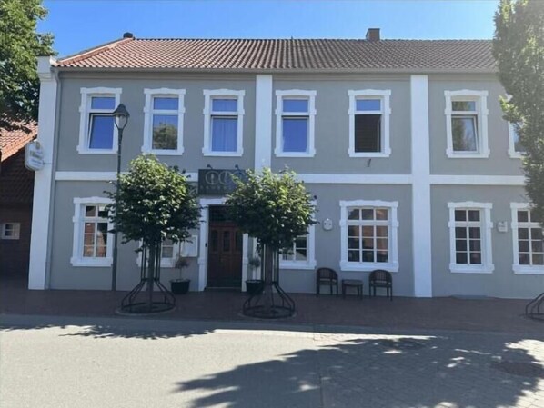 Exterior - Hotel Sauerland (Alfhausen)