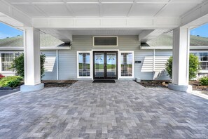 Exterior detail - Family Suite with Patio at Indiana Beach Hotel (Monticello)