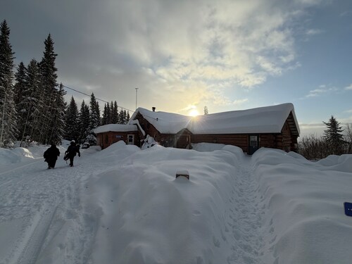 A Taste of Alaska Lodge