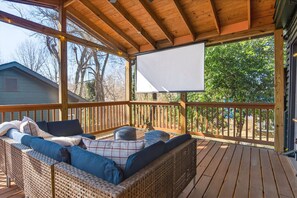 Property grounds - Atlanta Basecamp | Pet-Friendly | Walkable (Atlanta)