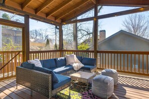 Property grounds - Atlanta Basecamp | Pet-Friendly | Walkable (Atlanta)