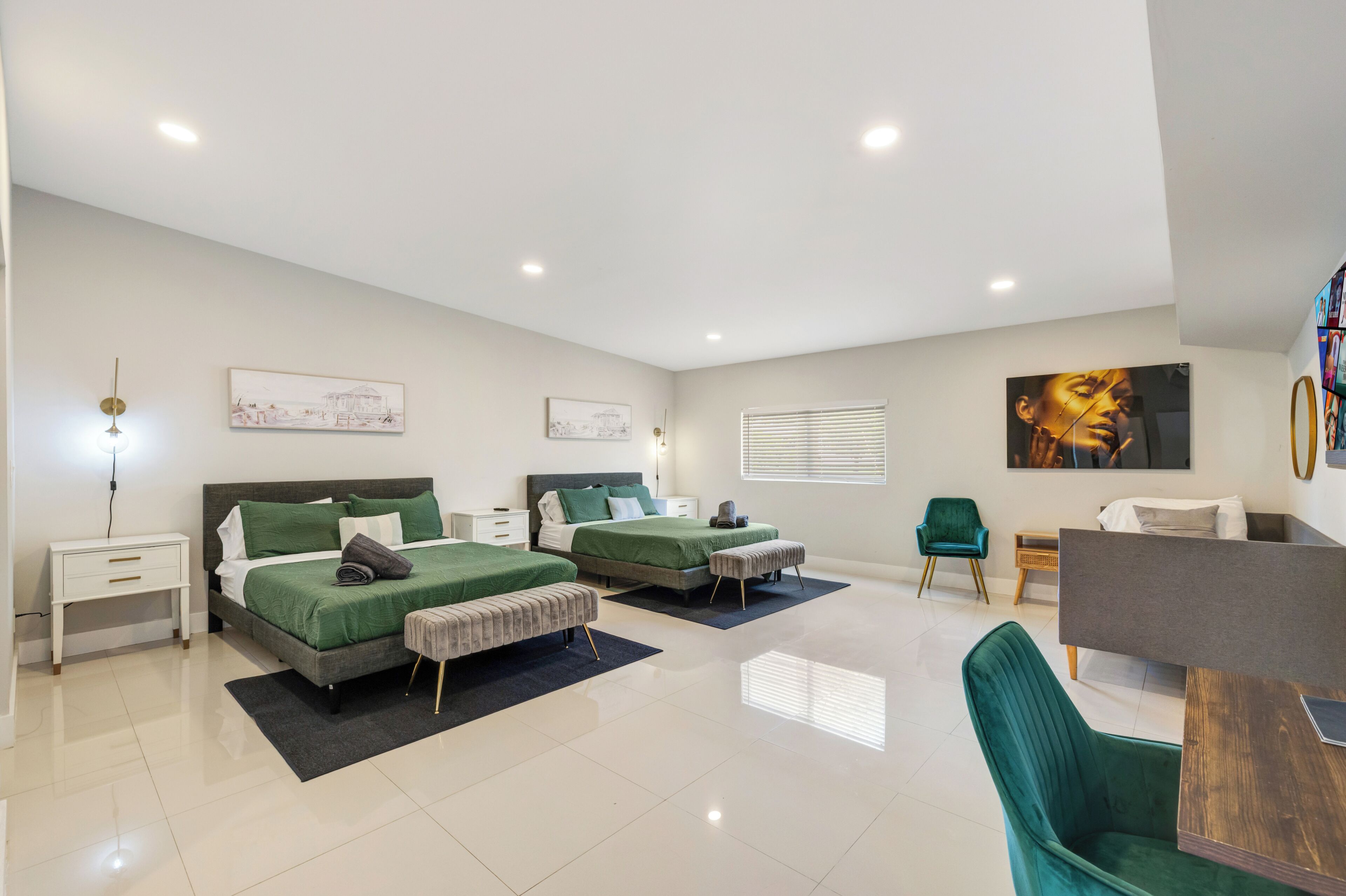 Comfort Villa | Iron/ironing board, free WiFi, bed sheets