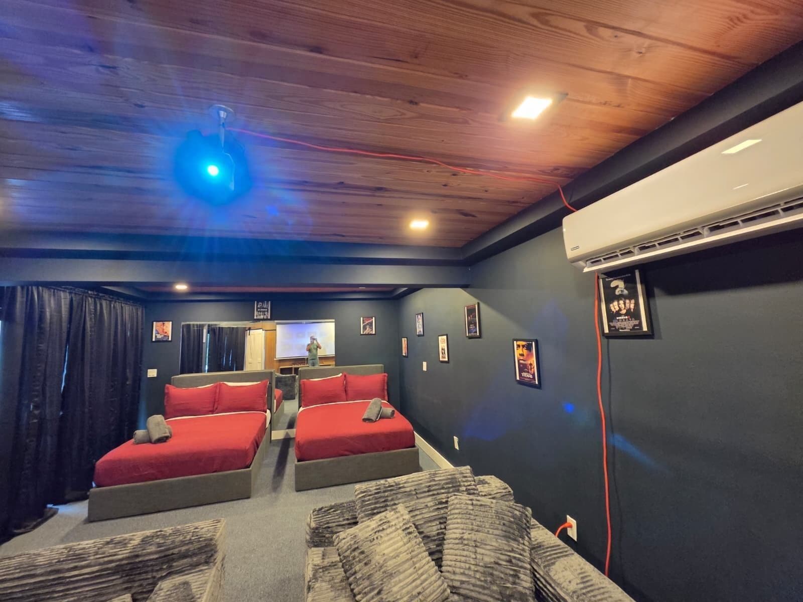 Comfort Villa | Television