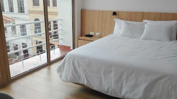 Comfort Apartment, Balcony, City View