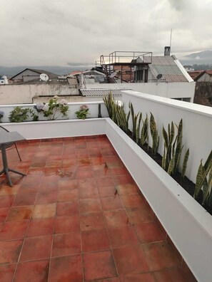 Deluxe Apartment, City View | Terrace/patio - ART DECO CUENCA (Cuenca)