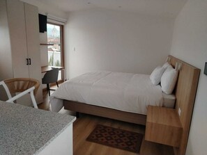 Deluxe Apartment, City View | Desk, free WiFi - ART DECO CUENCA (Cuenca)